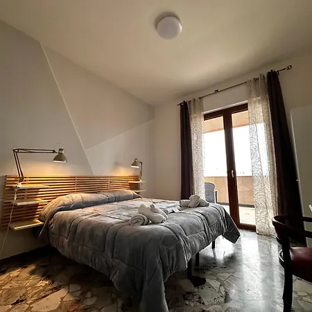 Alojamento de Acomodação e Pequeno-almoço Tre Ponti Taranto